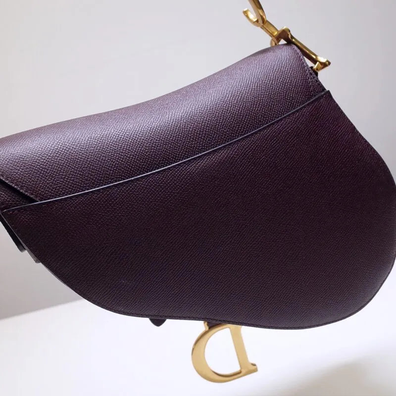 D Leather Saddle Shoulder Bag