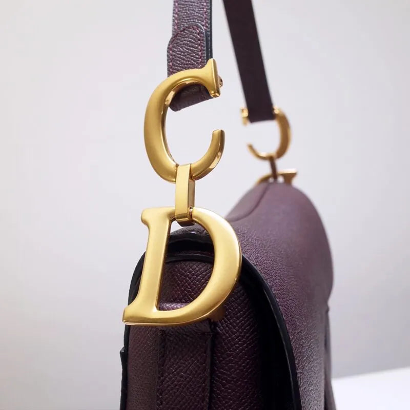 D Leather Saddle Shoulder Bag