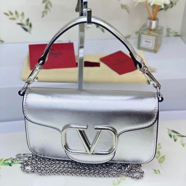 VLogo crossbody bag