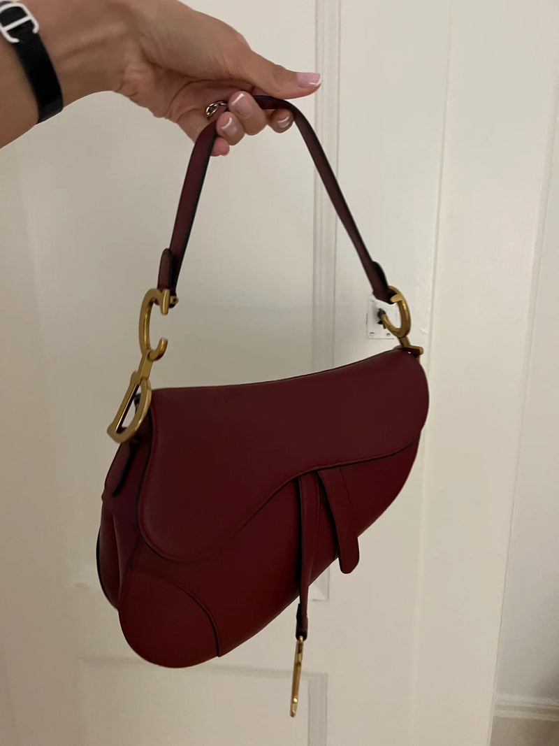 D Leather Saddle Shoulder Bag