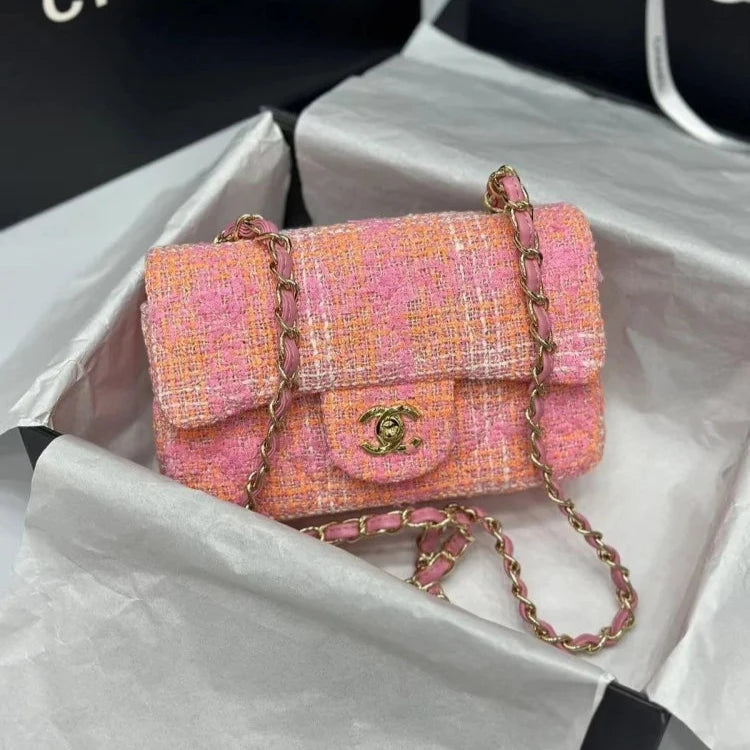 CHANEL MINI FLAP BAG