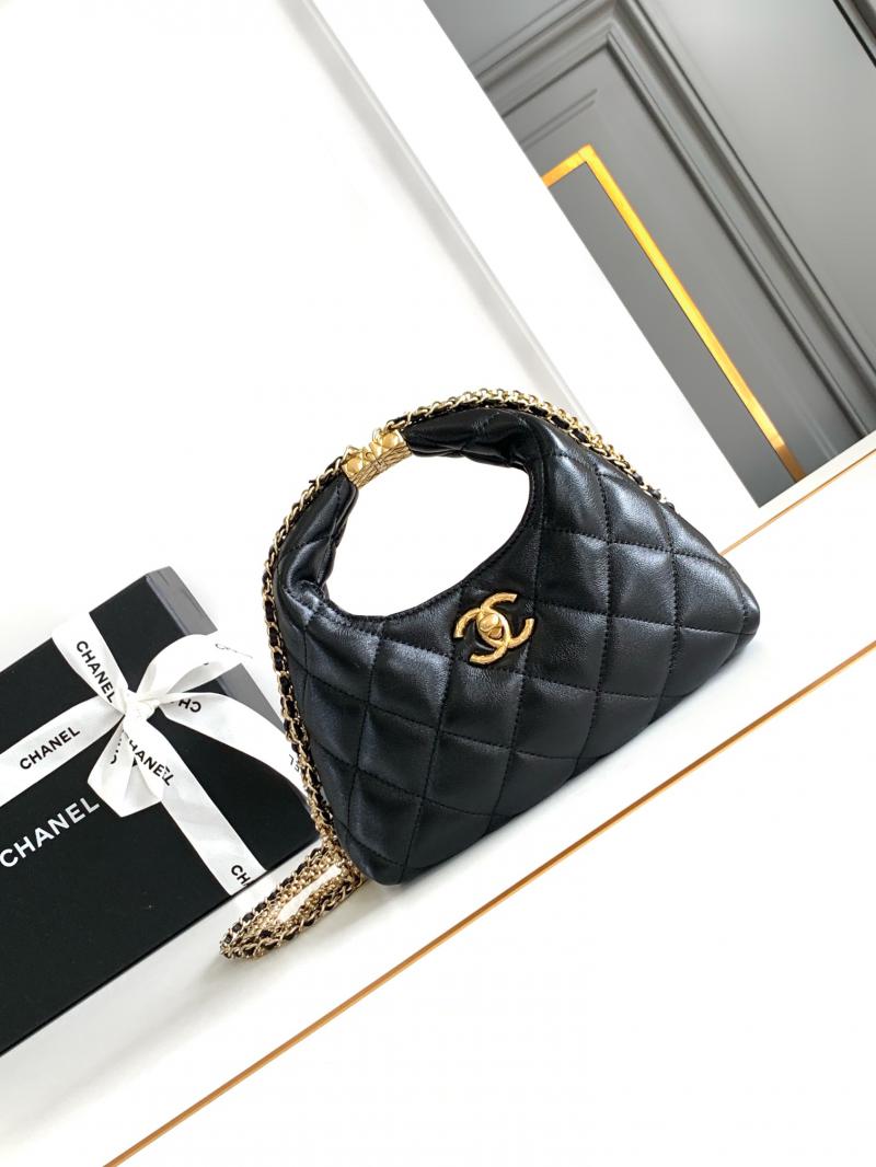 CC HOBO BAG BLACK