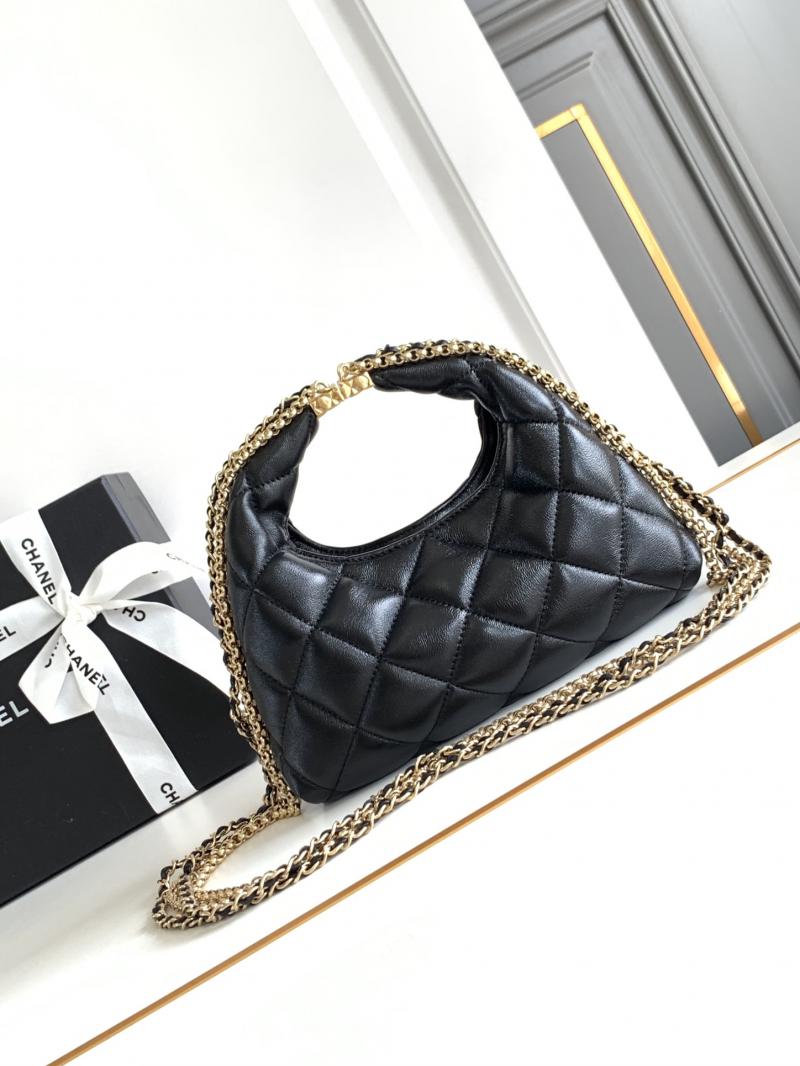 CC HOBO BAG BLACK