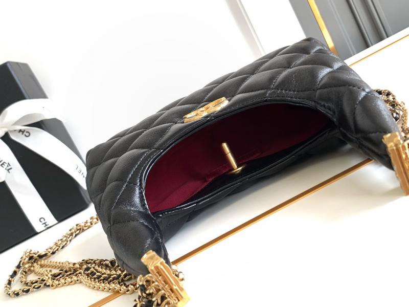 CC HOBO BAG BLACK