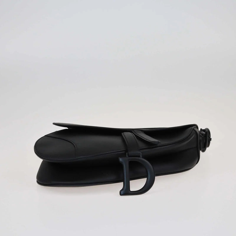 Black Ultramatte Saddle Bag - Sleek and Modern Elegance