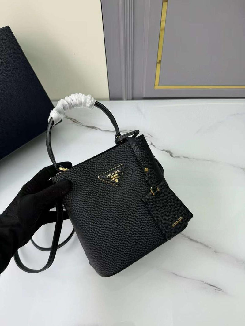 Saffiano Pannier Tote