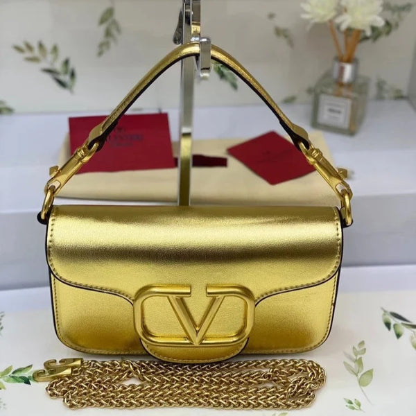 VLogo crossbody bag